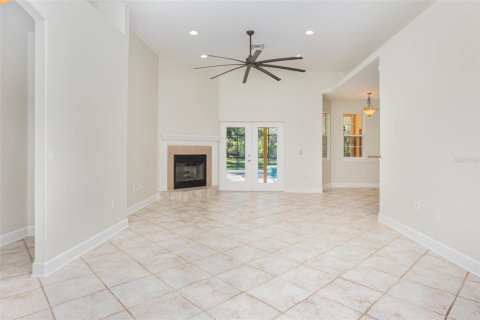 Casa en venta en Eustis, Florida, 4 dormitorios, 173.17 m2 № 1910104 - foto 5