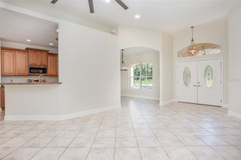Casa en venta en Eustis, Florida, 4 dormitorios, 173.17 m2 № 1910104 - foto 4
