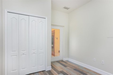 Casa en venta en Eustis, Florida, 4 dormitorios, 173.17 m2 № 1910104 - foto 15