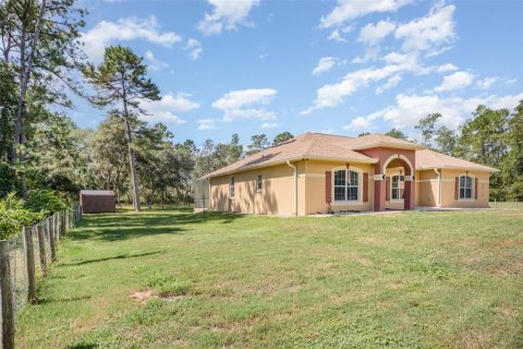 Casa en venta en Eustis, Florida, 4 dormitorios, 173.17 m2 № 1910104 - foto 2