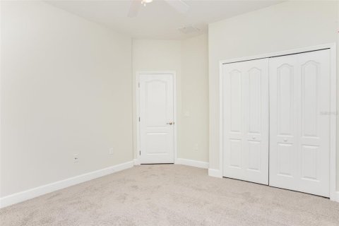 Casa en venta en Eustis, Florida, 4 dormitorios, 173.17 m2 № 1910104 - foto 17