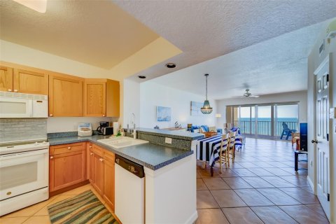 Condominio en alquiler en North Redington Beach, Florida, 2 dormitorios, 114.27 m2 № 1919273 - foto 16