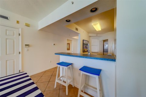 Condominio en alquiler en North Redington Beach, Florida, 2 dormitorios, 114.27 m2 № 1919273 - foto 14