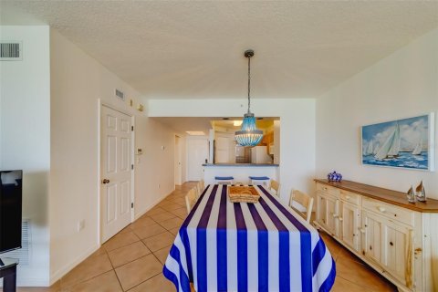 Condominio en alquiler en North Redington Beach, Florida, 2 dormitorios, 114.27 m2 № 1919273 - foto 10