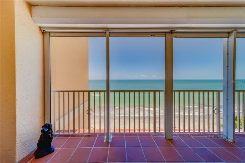Condominio en alquiler en North Redington Beach, Florida, 2 dormitorios, 114.27 m2 № 1919273 - foto 30