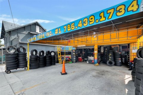 Immobilier commercial à vendre à Miami, Floride № 1863846 - photo 8