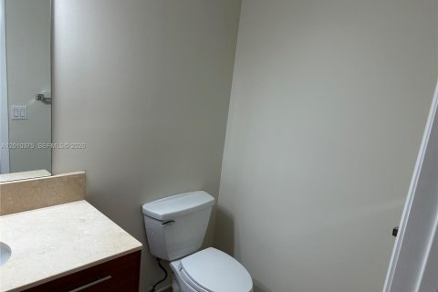 Купить кондоминиум в Санрайз, Флорида 2 спальни, 88.63м2, № 2090555 - фото 10