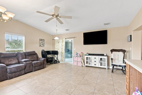 Casa en venta en Vero Beach, Florida, 3 dormitorios, 188.78 m2 № 2176500 - foto 11
