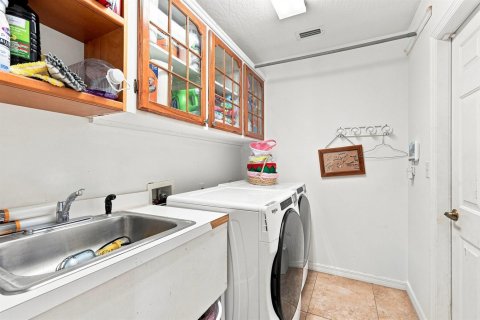 Casa en venta en Vero Beach, Florida, 3 dormitorios, 188.78 m2 № 2176500 - foto 28