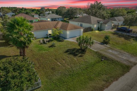 Casa en venta en Vero Beach, Florida, 3 dormitorios, 188.78 m2 № 2176500 - foto 5