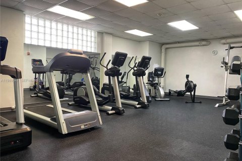 Condo in Miami, Florida  № 2051490 - photo 29