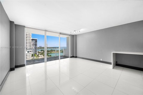 Condo in Miami, Florida  № 2051490 - photo 3