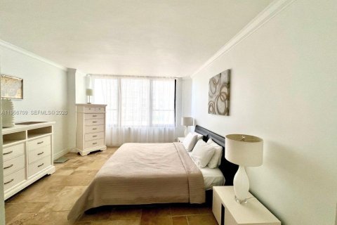 Copropriété à louer à Hollywood, Floride: 1 chambre, 69.68 m2 № 2182574 - photo 4
