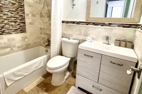 Copropriété à louer à Hollywood, Floride: 1 chambre, 69.68 m2 № 2182574 - photo 6