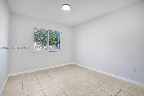 Apartamento en alquiler en Homestead, Florida, 3 dormitorios, 111.11 m2 № 2060882 - foto 11