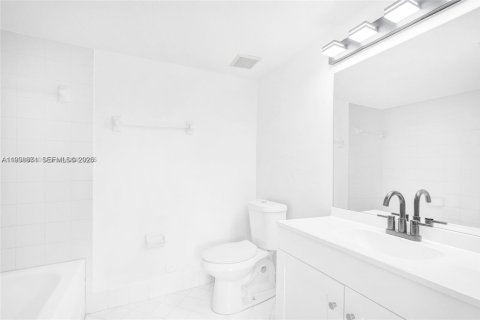 Apartamento en alquiler en Homestead, Florida, 3 dormitorios, 111.11 m2 № 2060882 - foto 8