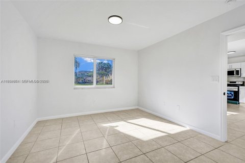 Apartamento en alquiler en Homestead, Florida, 3 dormitorios, 111.11 m2 № 2060882 - foto 9