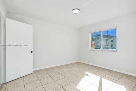 Apartamento en alquiler en Homestead, Florida, 3 dormitorios, 111.11 m2 № 2060882 - foto 12