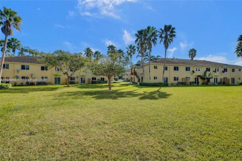 Apartamento en alquiler en Homestead, Florida, 3 dormitorios, 111.11 m2 № 2060882 - foto 16