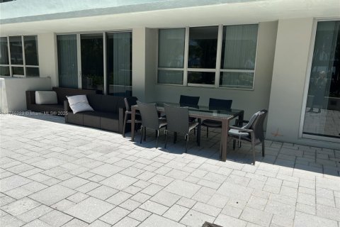 Copropriété à louer à Miami Beach, Floride: 2 chambres, 99.31 m2 № 1641703 - photo 6
