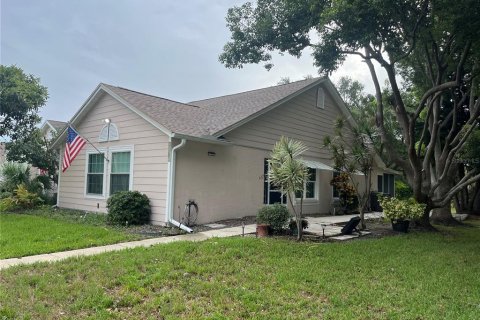 Casa en Palm Harbor, Florida 3 dormitorios, 130.99 m2 № 2280554