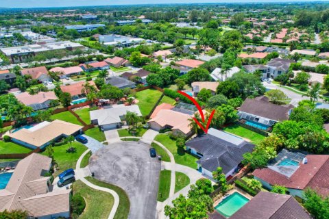 House in Boca Raton, Florida 4 bedrooms, 213.3 sq.m. № 862736 - photo 1