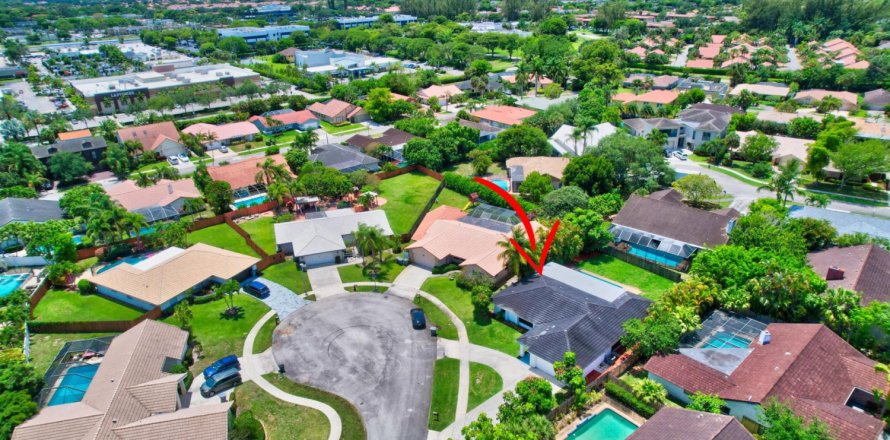 House in Boca Raton, Florida 4 bedrooms, 213.3 sq.m. № 862736