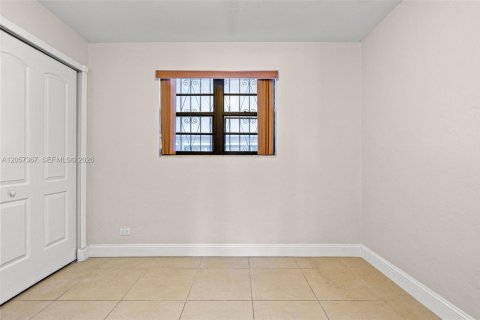Villa ou maison à vendre à Hialeah, Floride: 3 chambres, 100.33 m2 № 2276750 - photo 23