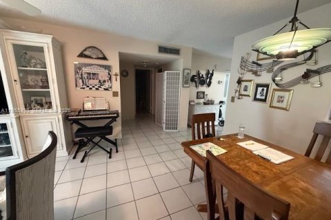 Condo à Dania Beach, Floride, 2 chambres  № 2010722