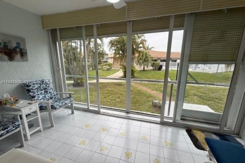 Copropriété à vendre à Dania Beach, Floride: 2 chambres, 106.28 m2 № 2010722 - photo 11