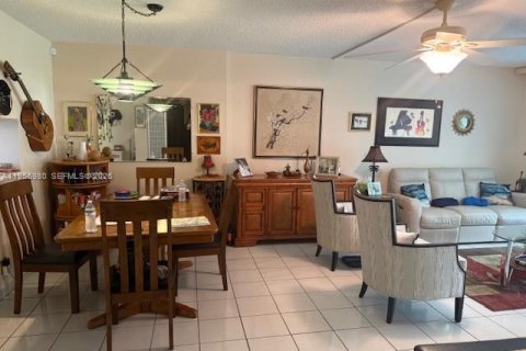 Copropriété à vendre à Dania Beach, Floride: 2 chambres, 106.28 m2 № 2010722 - photo 18