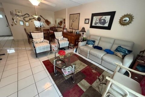 Copropriété à vendre à Dania Beach, Floride: 2 chambres, 106.28 m2 № 2010722 - photo 14