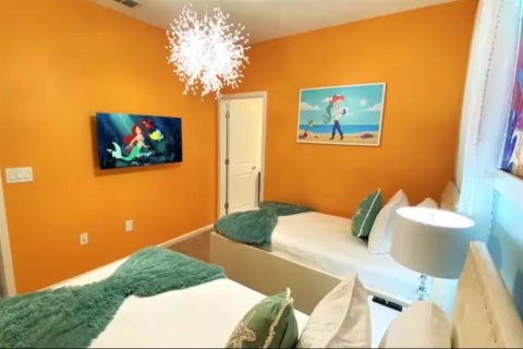 Casa en venta en Kissimmee, Florida, 6 dormitorios, 331.38 m2 № 2195451 - foto 29