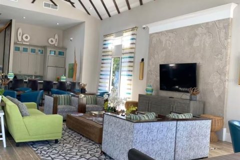 Casa en venta en Kissimmee, Florida, 6 dormitorios, 331.38 m2 № 2195451 - foto 26