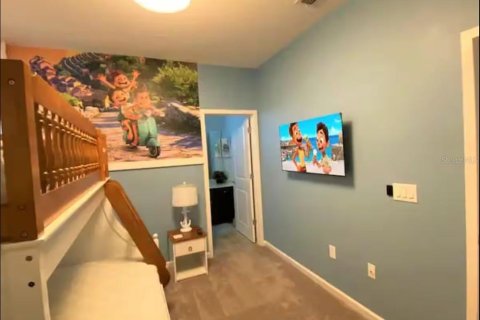 Casa en venta en Kissimmee, Florida, 6 dormitorios, 331.38 m2 № 2195451 - foto 9