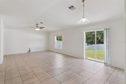 Casa en venta en Haines City, Florida, 3 dormitorios, 148.64 m2 № 2227449 - foto 16