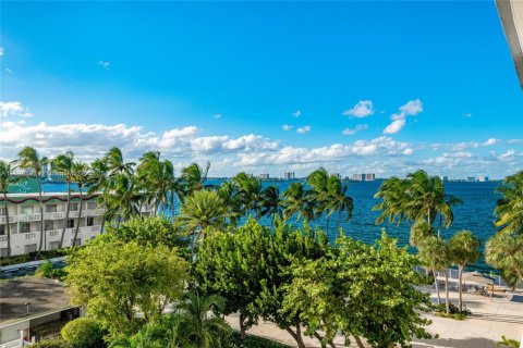 Condo à North Bay Village, Floride, 1 chambre  № 1950092