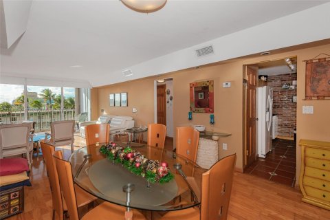 Copropriété à vendre à North Bay Village, Floride: 1 chambre, 87.33 m2 № 1950092 - photo 5