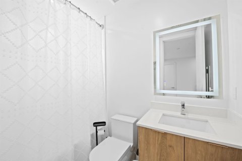 Купить таунхаус в Форт-Лодердейл, Флорида 2 комнаты, 216.65м2, № 2377278 - фото 22
