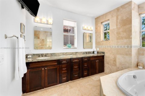 Villa ou maison à louer à Miami Beach, Floride: 6 chambres, 349.5 m2 № 1946829 - photo 26