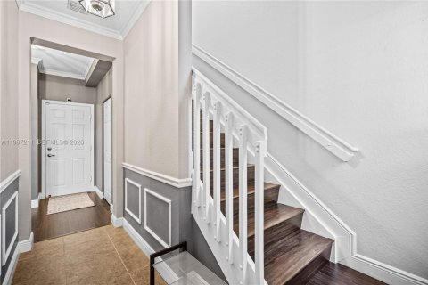 Снять в аренду таунхаус в Мирамар, Флорида 3 спальни, 185.8м2, № 2047728 - фото 3