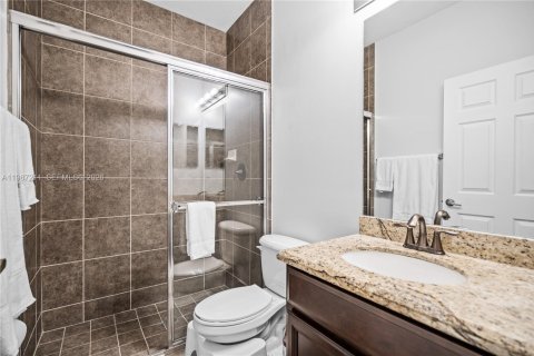 Снять в аренду таунхаус в Мирамар, Флорида 3 спальни, 185.8м2, № 2047728 - фото 9