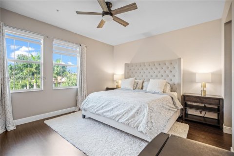 Снять в аренду таунхаус в Мирамар, Флорида 3 спальни, 185.8м2, № 2047728 - фото 23