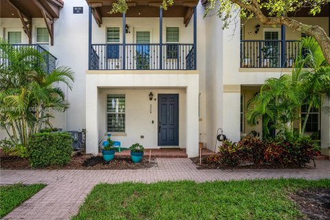 Таунхаус в Мирамар, Флорида 3 спальни, 185.8м2 № 2047728