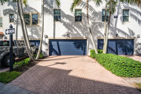 Снять в аренду таунхаус в Мирамар, Флорида 3 спальни, 185.8м2, № 2047728 - фото 28