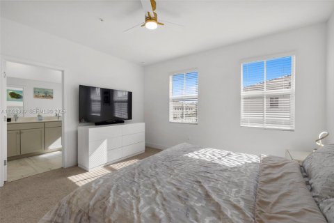 Townhouse in Pembroke Pines, Florida 3 bedrooms, 190.36 sq.m. № 1988738 - photo 25