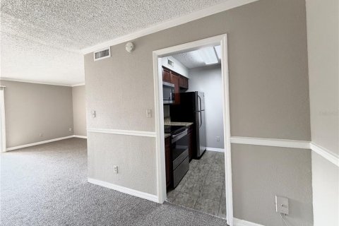Copropriété à louer à Altamonte Springs, Floride: 2 chambres, 76.92 m2 № 2429479 - photo 13