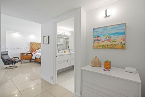 Copropriété à louer à Aventura, Floride: 3 chambres, 174.66 m2 № 1976737 - photo 14