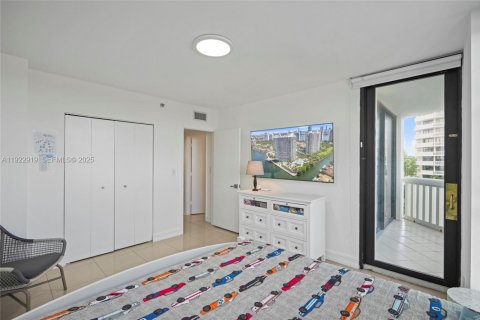 Copropriété à louer à Aventura, Floride: 3 chambres, 174.66 m2 № 1976737 - photo 21