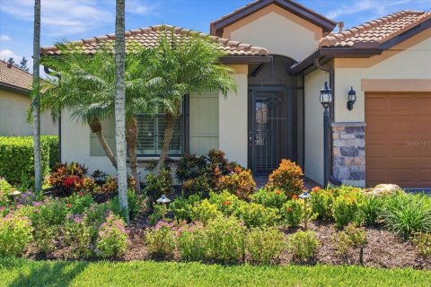Villa ou maison à vendre à Bradenton, Floride: 2 chambres, 171.96 m2 № 2398517 - photo 2